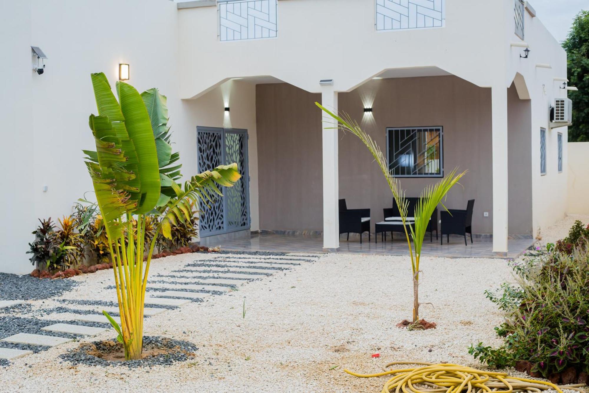 Villa Baobab Nianing Exterior photo